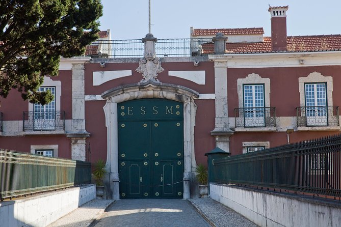 Campo de Ourique, Lisbon Coolest Quarter - Private Walking Tour - Price and logistics, is $33.72 worth it?
