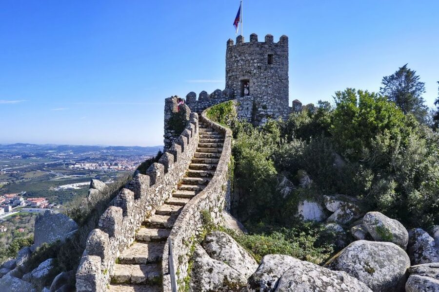 Cascais: City, Cabo da Roca, and Sintra Tuk-Tuk Tour - What to bring so the wind and walking feel easy