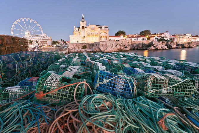 Cascais: Glamour and Decay by The Lisbon Coastline - Private Tour - How the Route Actually Works (and why meeting matters)