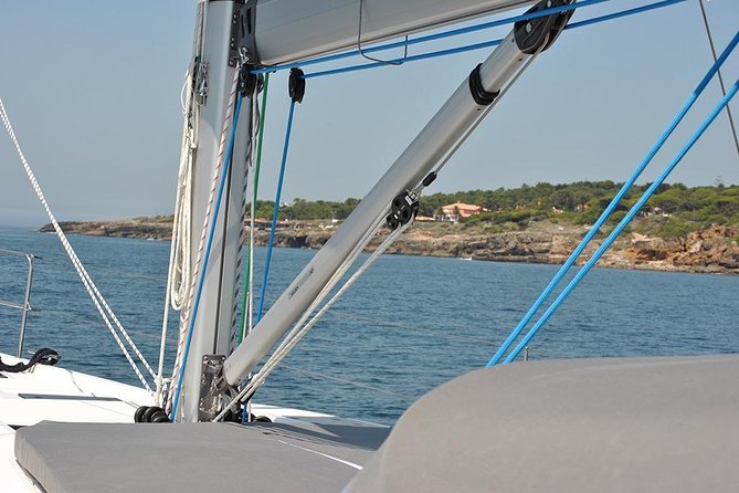 Cascais Private Sailing Cruise with a drink - Half day/full day - The sailing route that hits Cascais, Estoril, and the beach stretch