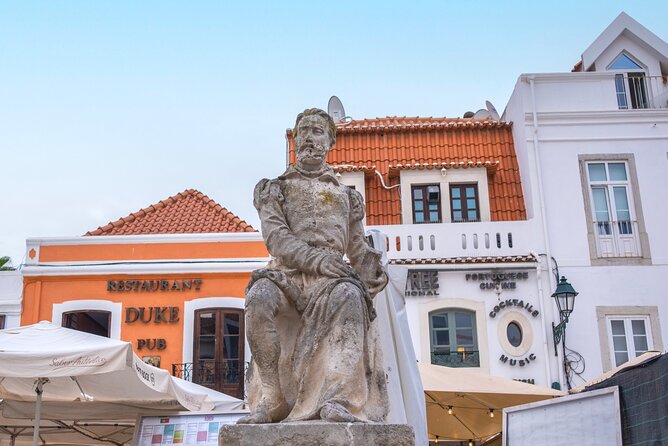 Cascais Scavenger Hunt and Sights Self-Guided Tour - Stop 1: Marina de Cascais, the warm-up to your game