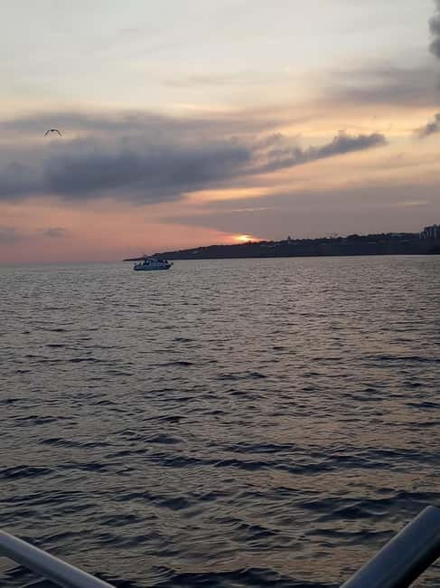Cascais: Sunset Boat Trip with Welcome Drinks - Who Should Book This Cruise, and Who Might Skip It