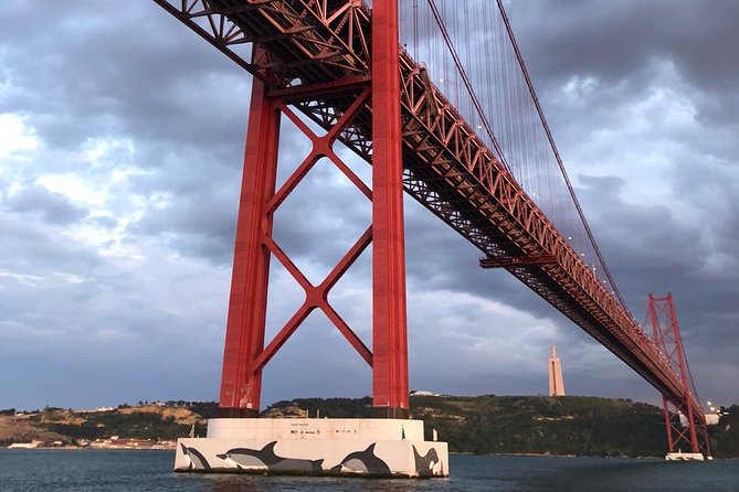 Catamaran Cultural Tour through Lisbon - Snacking, Drinks, and the Team That Keeps It Light