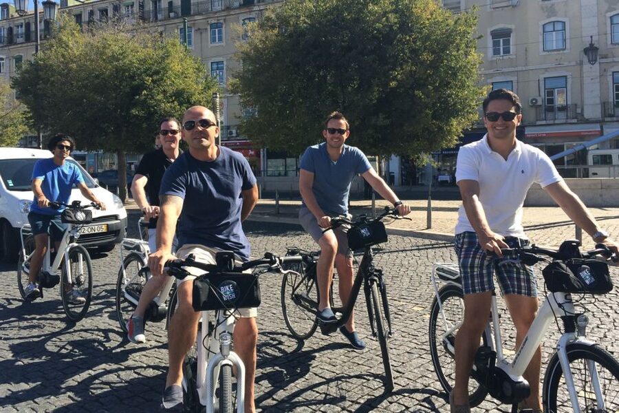 Central Lisbon 3-Hour Guided E-Bike Tour - Lisbon on e-bike: why hills stop being the problem