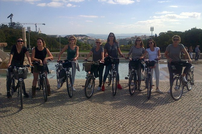 Central Lisbon E-Bike Tour - Stop 1: Parque Eduardo VII for big views fast