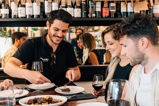 Charms of Lisbon: Alfama Tapas Tour & Sunset Sailing with Wine - Group Size, Timing, and How to Dress for a Cozy Evening