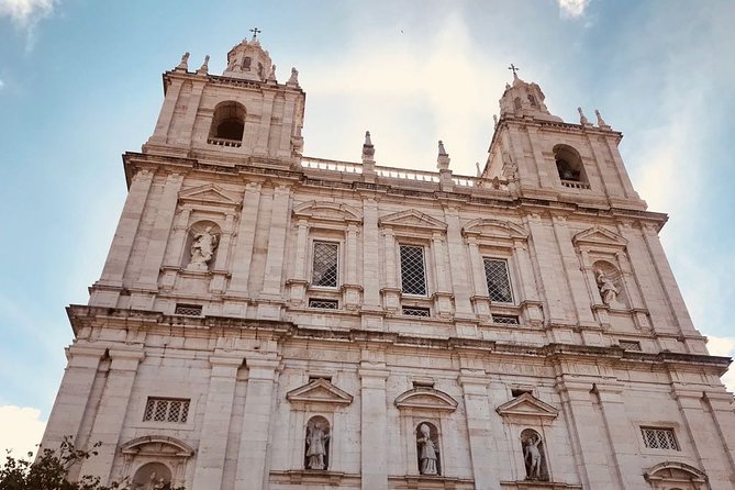 City of Neighborhoods Tour 1H 30M Private Tour by Tuk Tuk - National Pantheon and Lisbon’s Famous Dead