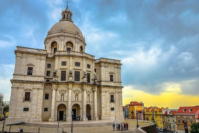 City Tour, wonders of ancient Lisbon through the monuments - Miradouro Da Senhora Do Monte: Highest Point, Old City Overlook