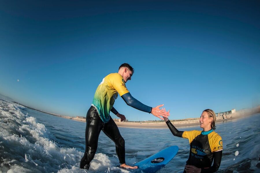 Costa da Caparica: Sunset Surf Lesson - What to Bring, What Not to Do, and How to Stay Comfortable
