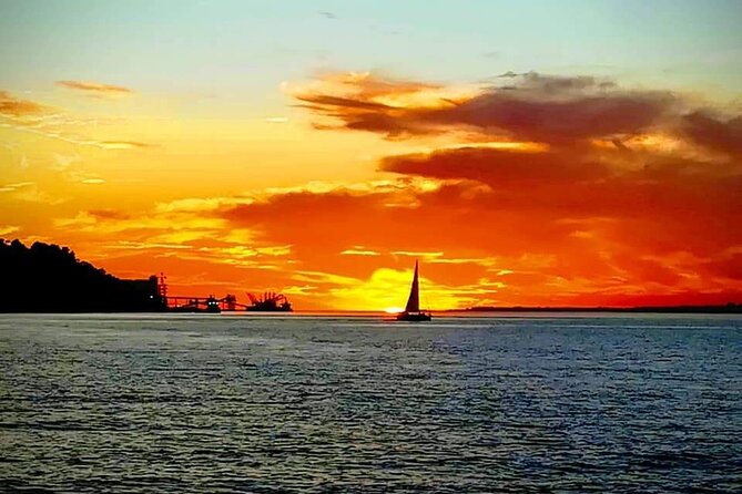 Daytime/Lisbon Sunset Boat with history and wine (small group) - Weather and comfort: plan for wind, cool air, and calm logistics