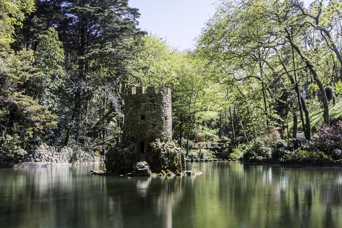 Daytrip from Lisbon to Sintra+Cascais-Large groups up to 10 pax - Quinta da Regaleira: The Inverted Well and How to Use 90 Minutes