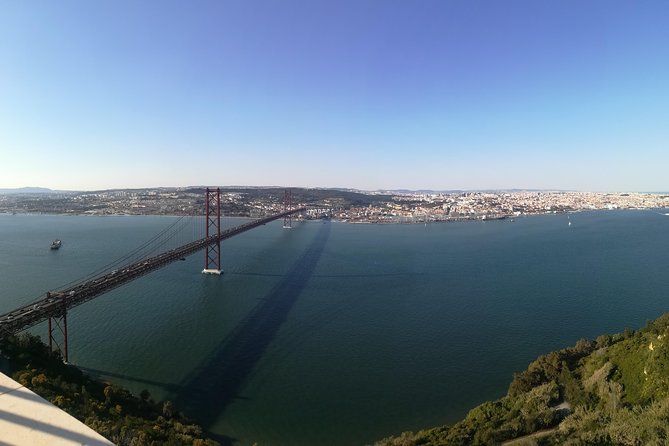 Descubra os Vinhos e a Gastronomia de Setúbal: Partindo de Lisboa - Mercado do Livramento: the best way to learn what Setúbal tastes like