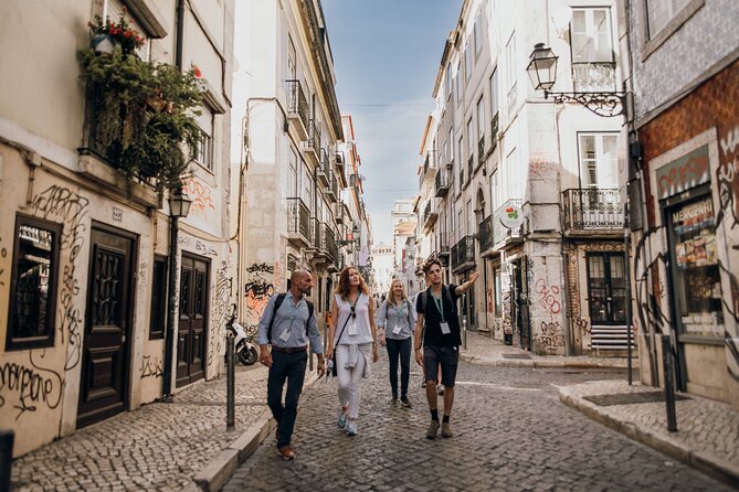 Devour Lisbon Bairro Alto Evening Food & Wine Tour - The alcohol focus, and how to enjoy it even if you drink less