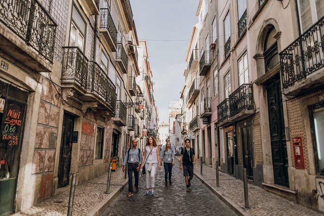 Devour Lisbon Bairro Alto Evening Food & Wine Tour - Group size, guide style, and why meeting people feels natural
