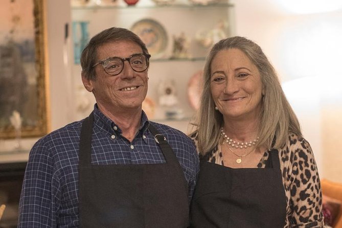 DINNER OR TAPAS in a Poruguese Home - Where you meet at 7:00 pm (and why it matters)