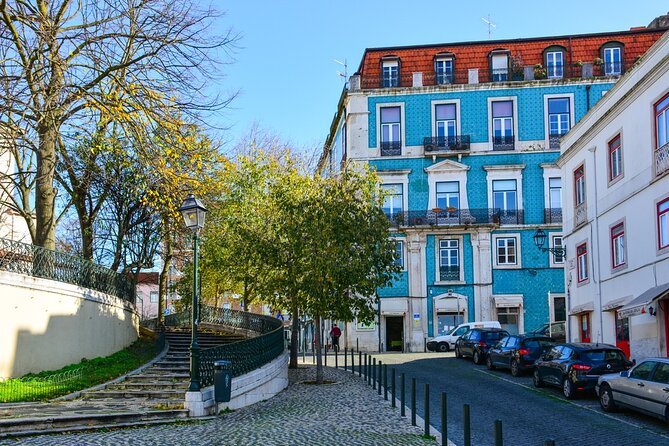 Discover Ancient Lisbon of Tuk Tuk with a local guide - Lisbon Cathedral: 1147 Roots and the 1755 Memory