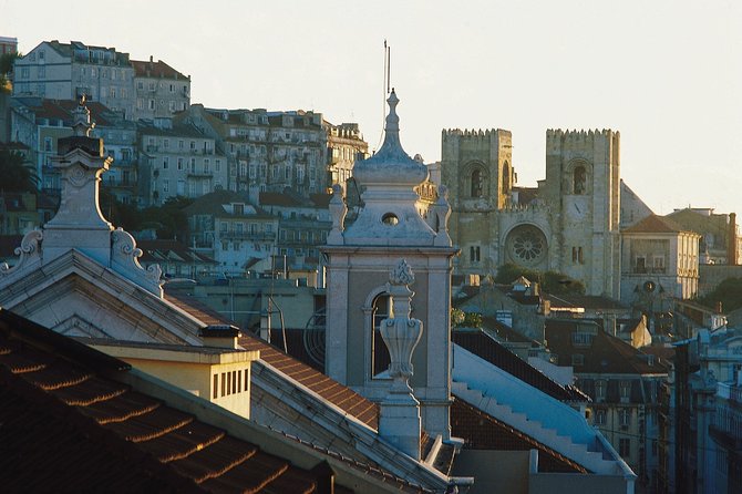 Discover Lisbon's Alfama: Secrets of the Old Town - Praça Dom Pedro IV and the path into old-town Lisbon
