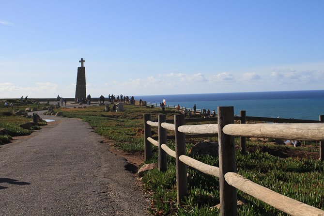 Discover Sintra and Cascais by comfy van - Private Full Day Tour - What the guide and included tickets actually mean for your day