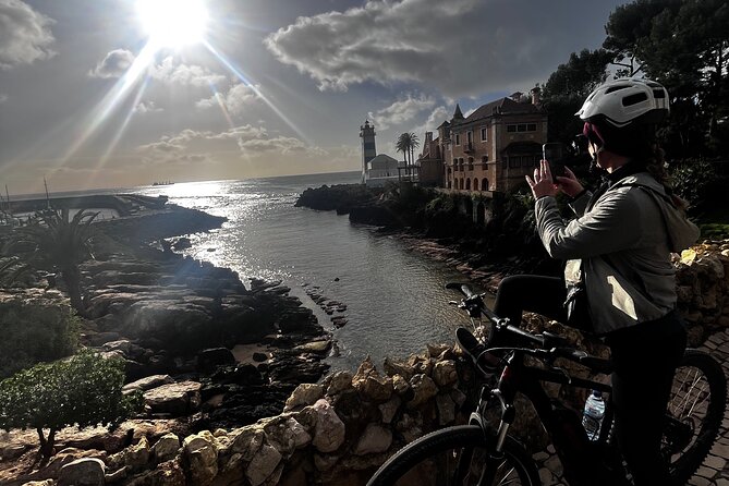 E-bike from Sintra Mountains to Cascais Sea with pickup in Lisbon - Peninha Convent: The 360-Degree View Moment