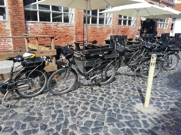 E-Bike Tour to Belém with Guide - The pastel de nata moment at Pasteis de Belem
