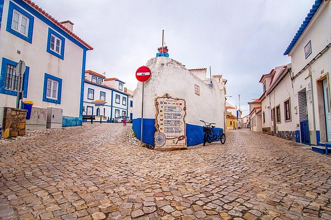 Ericeira, Azenhas and Mafra Palace Private Tour from Lisbon - Azenhas do Mar: Cliffside Views and Whitewashed Houses