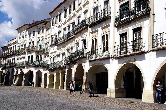 Evora and Monsaraz Wine Tasting Private Tour - Why Evora and Monsaraz fit an Alentejo wine day