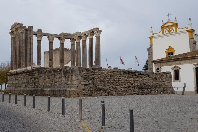 Évora Private Tour - Cork Factory Visit & Wine Tasting Included - Key things that make this tour worth your time