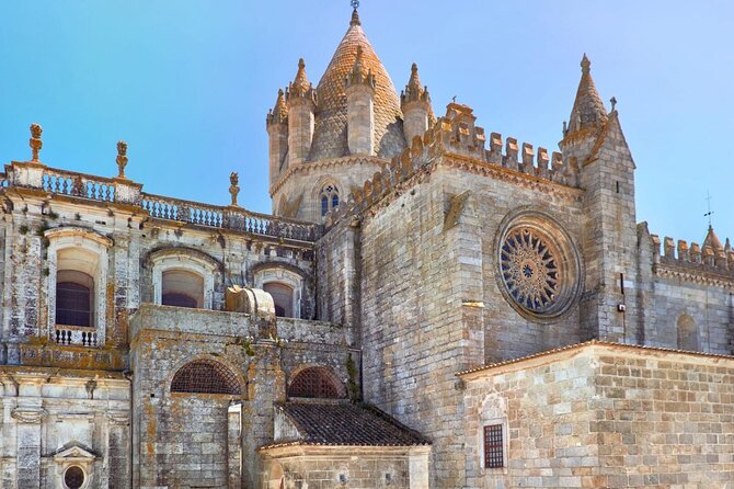 Évora Private Tour - Cork Factory Visit & Wine Tasting Included - Why Évora plus Azaruja works as a day trip from Lisbon