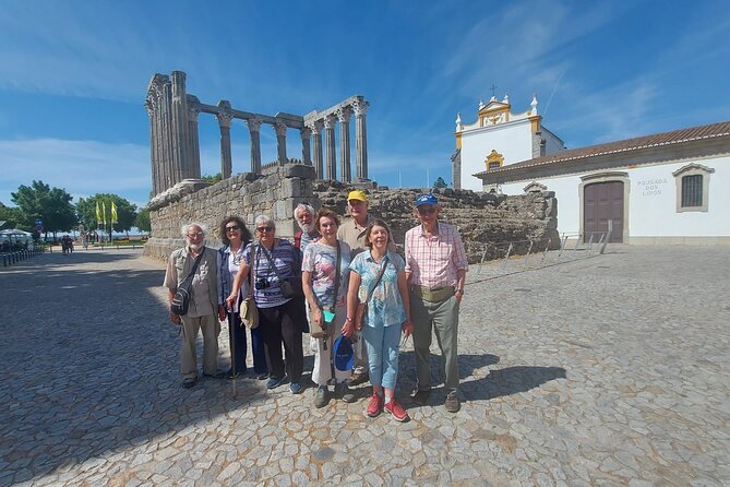 Évora Tour - Stop 3: Praca do Giraldo, your easy reset in Évora