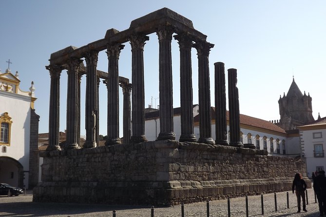 Évora Wine & Heritage Tour from Lisbon - Comfort, Heat, and Practical Tips for a 10-Hour Tour