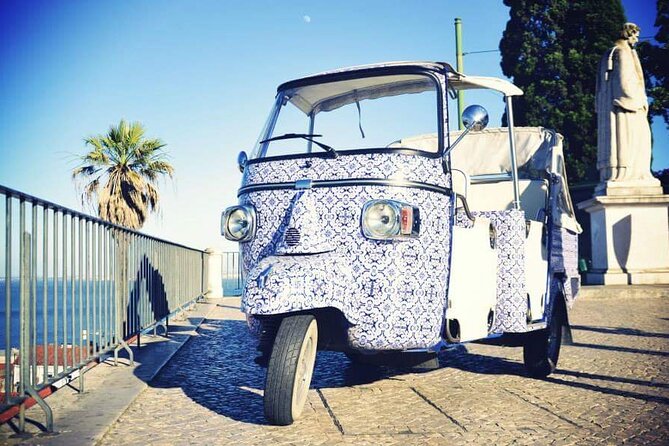 Explore the charming Seven Hills of Lisbon - Miradouro de Santa Luzia and the view over Alfama