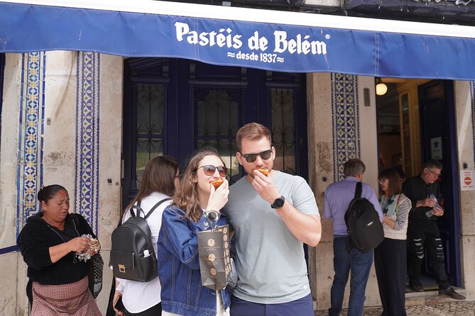 Explore the Heart of Portugal with Our Exclusive City Tours - Alfama with stops by request: where the tour turns personal