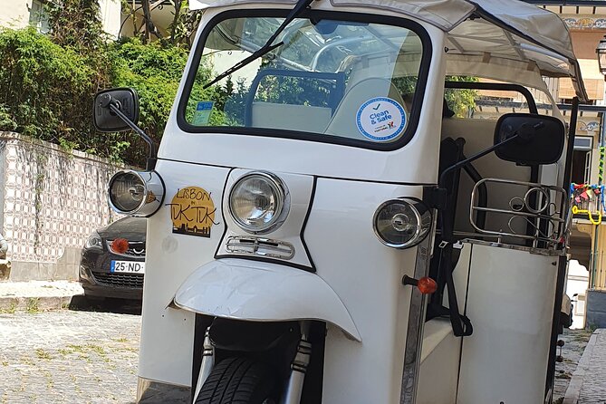 Fado TukTuk Tour 120 mins (Max 4 people) - What a 120-minute private route feels like in Lisbon