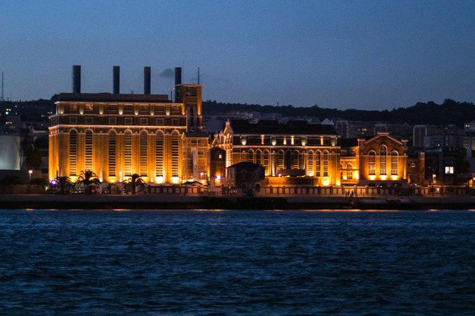 Fall in love in Lisbon! - Best Ways to Enjoy Your 2.5 Hours