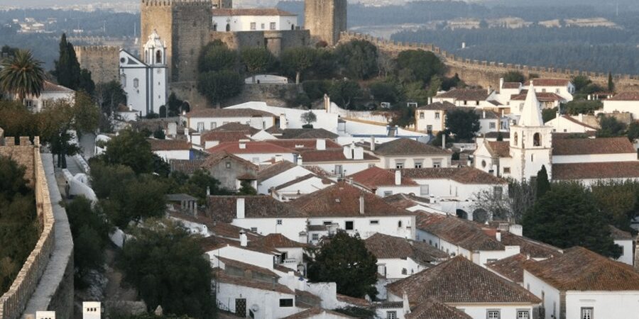 Fatima, Batalha, Nazaré and Óbidos: Private Full Day Tour - Batalha Monastery: UNESCO time with real stone gravity