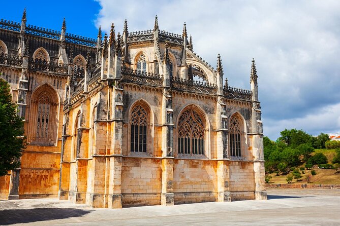 Fatima, Batalha, Nazaré & Óbidos Private Luxury Tour - The logistics you should plan around (so the day feels relaxed)