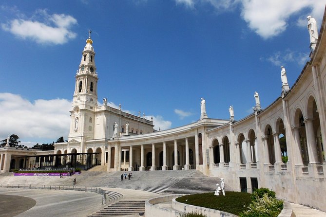 Fatima, Batalha, Nazaré & Óbidos Private Luxury Tour - The best part: Fátima’s pilgrimage calm, with context that sticks