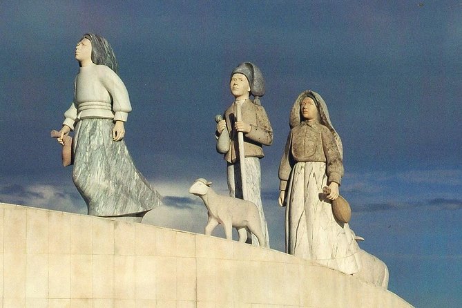 Fatima e Tomar Full Day Private Tour from Lisbon - Seven-Mountains Woodland in Tomar: the calm break you’ll appreciate