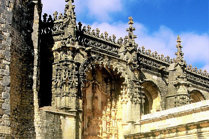 Fatima e Tomar Full Day Private Tour from Lisbon - Price and logistics: what $349.07 really buys you