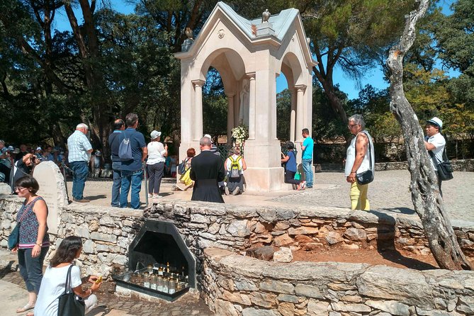 Fatima Experience® - Casa de Francisco and Jacinta Marto: understanding the shepherd children