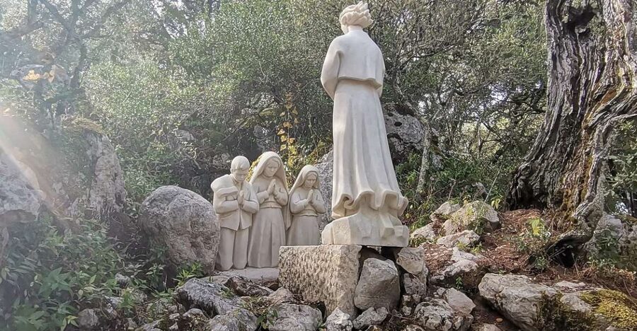 Fatima Full-Day Private Personalized Pilgrimage from Lisbon - Time for Mass, Quiet Reflection, and Personal Prayer