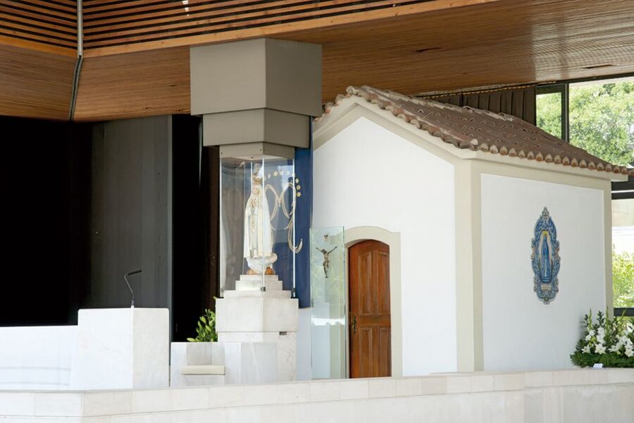 Fátima: Half-Day Tour - The guide factor: informative commentary vs. drop-off pacing