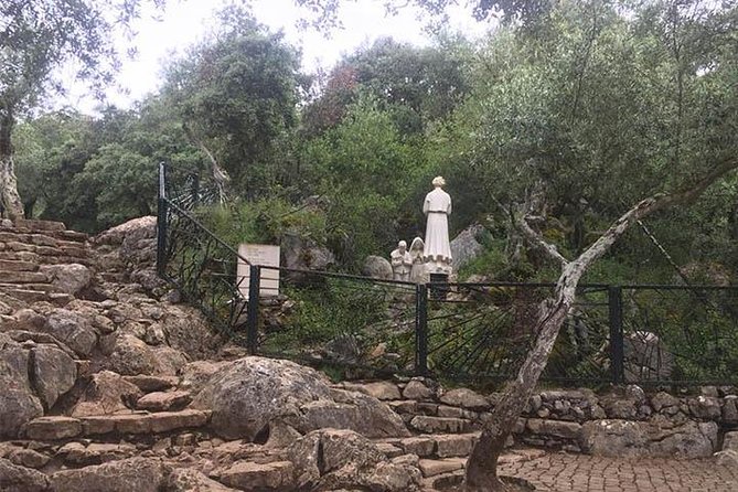 Fátima Message Private Tour with Candle Procession from Lisbon - Shopping, blessing, and the mindset shift