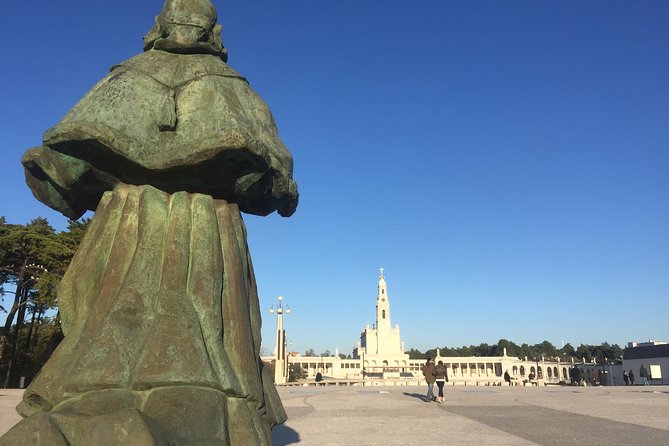 Fátima Message Private Tour with Candle Procession from Lisbon - Lisbon pickup and the ride to Fátima: comfort and first orientation