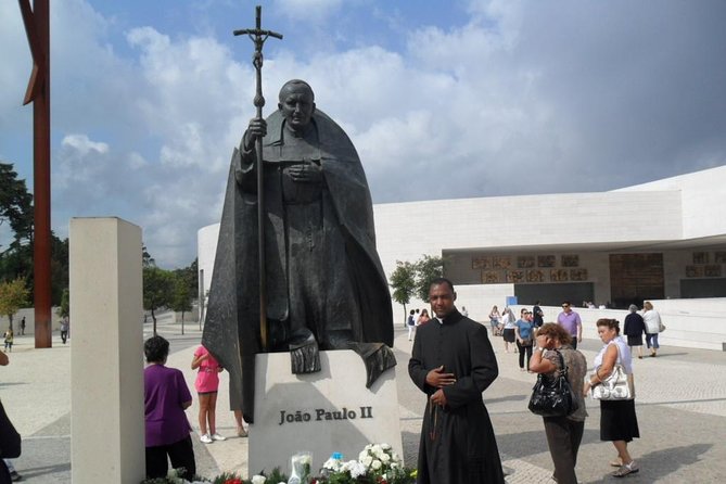 Fátima, Nazaré and Óbidos Private Tour from Lisbon - Capela das Aparicoes and the sacred stops you should not rush