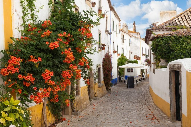 Fátima, Nazaré, and Óbidos: Small Group Tour From Lisbon - What Lunch in Nazaré Costs, and How to Eat Well Without Crowds