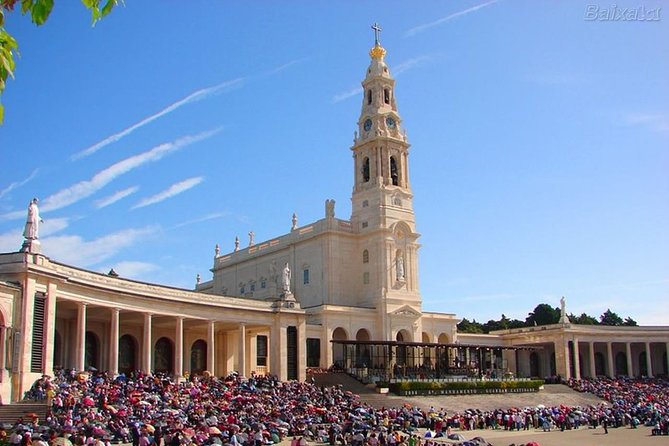 Fátima, Nazaré, and Óbidos: Small Group Tour From Lisbon - Walking, Timing, and Weather Reality Check for This Full-Day Trip