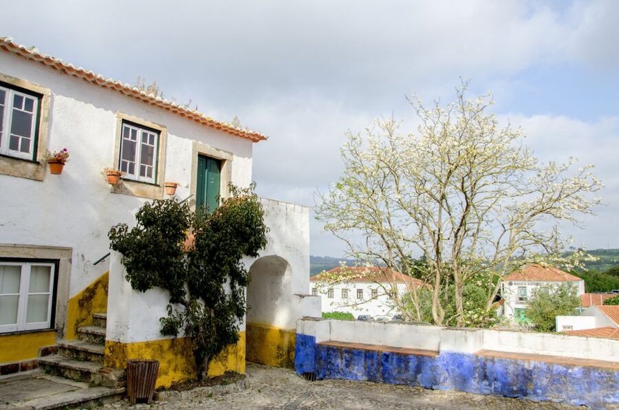 Fátima, Óbidos and the Atlantic Coast Day Tour from Lisbon - Starting at Hard Rock Café Lisbon, Then a Climate-Controlled Van Ride