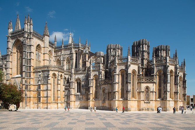 Fátima Private Full Day Sightseeing Tour from Lisbon - Price and value: what $685.14 per group really means
