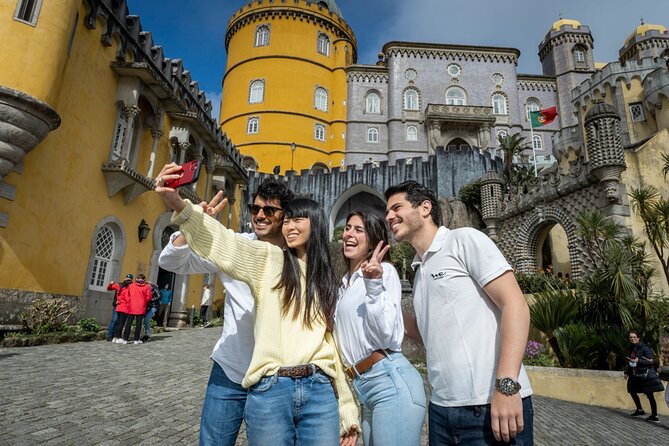 Fatima Sanctuary, Pena Palace & Nazare's Big Wave from Lisbon - Fátima: devotion, apparitions stories, and a real lunch window